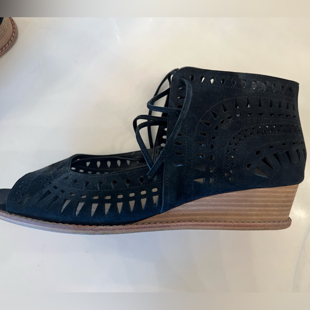 Van Eli Faux Suede Shoe